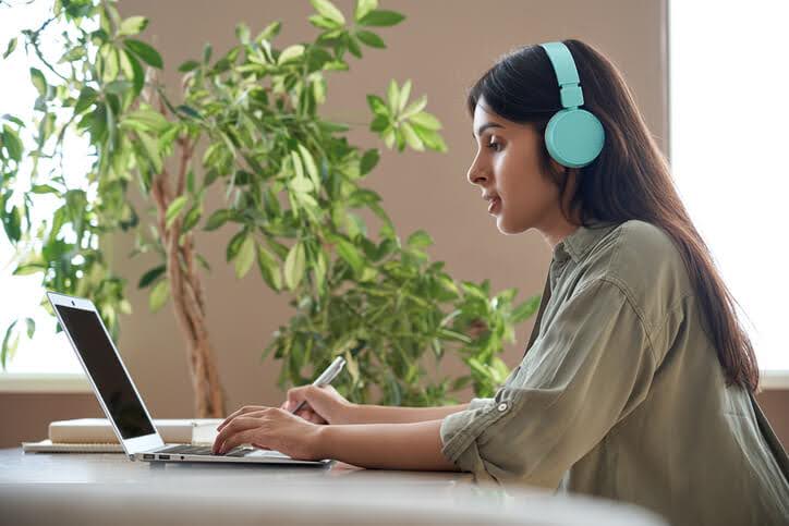 LVN and BSN vs MSN: How to Choose the Right Nursing Path for Your Future LVN and BSN vs MSN: How to Choose the Right Nursing Path for Your Future